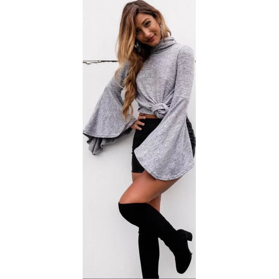 Spectacular knitted top - ToroModa  https://www.toromoda.com/products/women-s-spectacular-knitted-top  A beautiful top with a scoop neck and cut out bell sleeves is a spectacular cut back. It's designed to let you move freely and comfortably while stil...