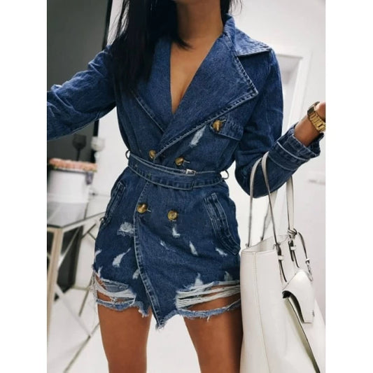 Denim trench-dress with a torn effect  https://www.toromoda.com/products/womans-denim-dress  Double-breasted trench-style dress. Waist belt, two side pockets.Great distressed effect at the bottom.Material: denimOrigin: Bulgaria