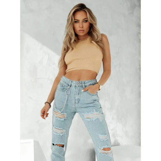 Limited Ripped jeans with chain by ToroModa  https://www.toromoda.com/products/womens-limited-ripped-jeans-with-chain  Light ripped jeans, great pattern, strong ripped effect. A beautiful chain accessory.Four active pockets, Mom Fit cut.
