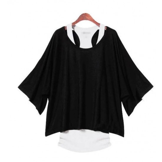 Oversize top in white and black with tank  https://www.toromoda.com/products/womans-oversize-top-with-tank  Introducing our stylish tank top blouse, a perfect addition to your wardrobe. It is ideal for warm summer days and creates a modern and comfortable look.&nbsp;