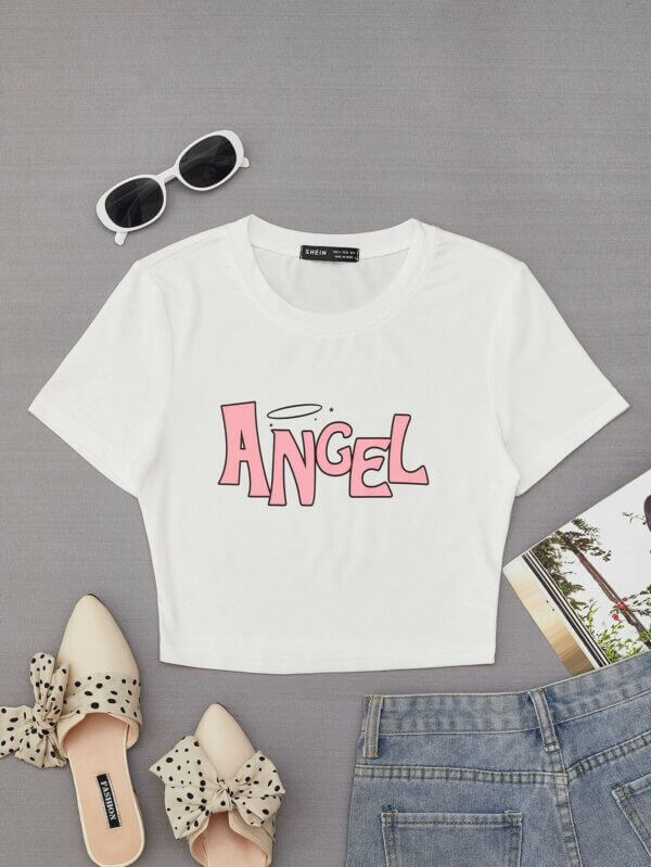 Women's Crop Top Angel Bratz - ToroModa  https://www.toromoda.com/products/crop-top-angel-bratz  Crop Top t-shirt with a round neckline and a loose fit. The material of the t-shirts is extremely soft and provides maximum comfort during summer days.