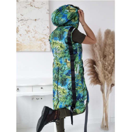Unique vest Tropical - ToroModa  https://www.toromoda.com/products/womens-unique-vest-tropical  Unique vest with elongated back and shortened front. Active zipper on the back, hood, zip fastening.Pockets and spectacular edging along the entire length.