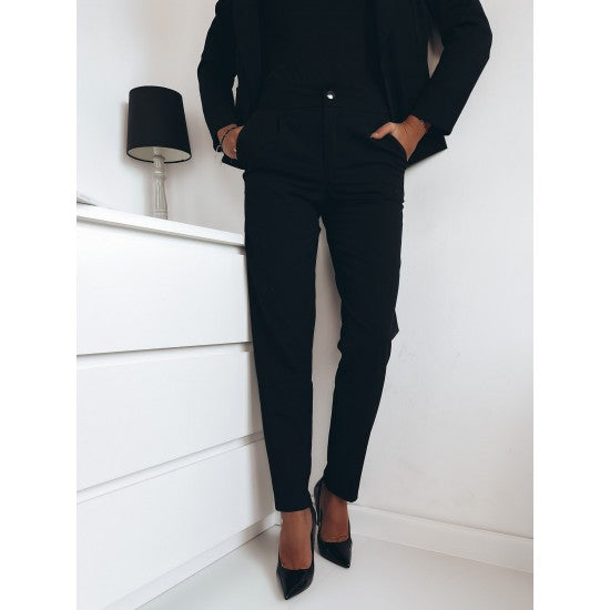 Classic suit in black Sharon