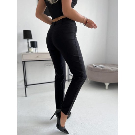 Classic Women's trousers in black