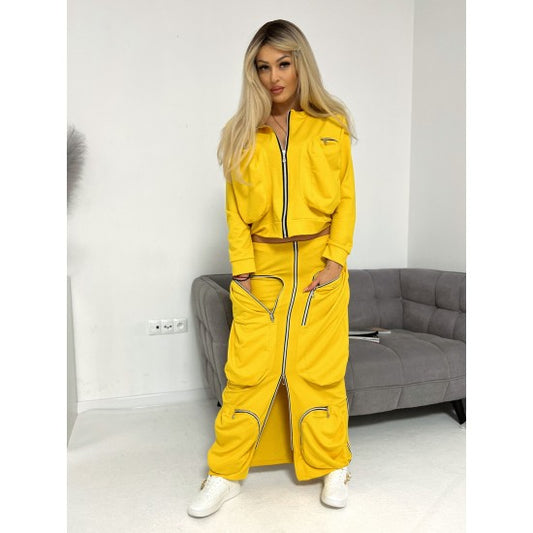 Avant-garde jacket and skirt set in yellow  https://www.toromoda.com/products/womens-jacket-and-skirt-set-in-yellow  A unique two-piece set: jacket with a pop collar, zip fastening, large pockets long skirt with elastic waist, full length active zip, large zipped pockets