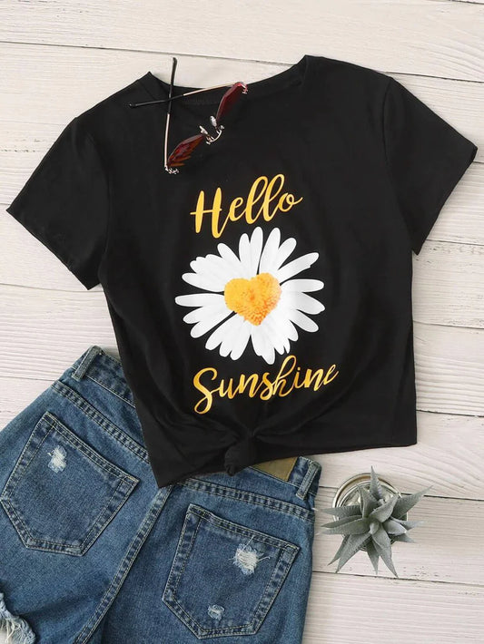 Crop Top Los Angeles - ToroModa  https://www.toromoda.com/products/crop-top-hello-sunshine  Crop Top t-shirt with a round neckline and a loose fit. The material of the t-shirts is extremely soft and provides maximum comfort during summer days.