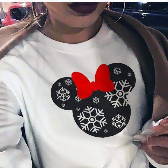 Woman's Blouse Snowy Mickey  https://www.toromoda.com/products/womans-blouse-snowy-mickey  Modern women's blouse with printBlouse with round neckline and free cut. The fabric of the blouse is extremely soft and pleasant. Provides maximum comfort and warmth during winter days. The blouse is quilted.100% cotton