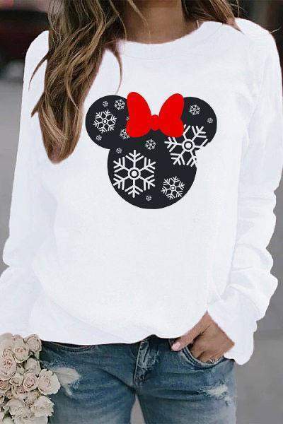 Woman's Blouse Snowy Mickey  https://www.toromoda.com/products/womans-blouse-snowy-mickey  Modern women's blouse with printBlouse with round neckline and free cut. The fabric of the blouse is extremely soft and pleasant. Provides maximum comfort and warmth during winter days. The blouse is quilted.100% cotton